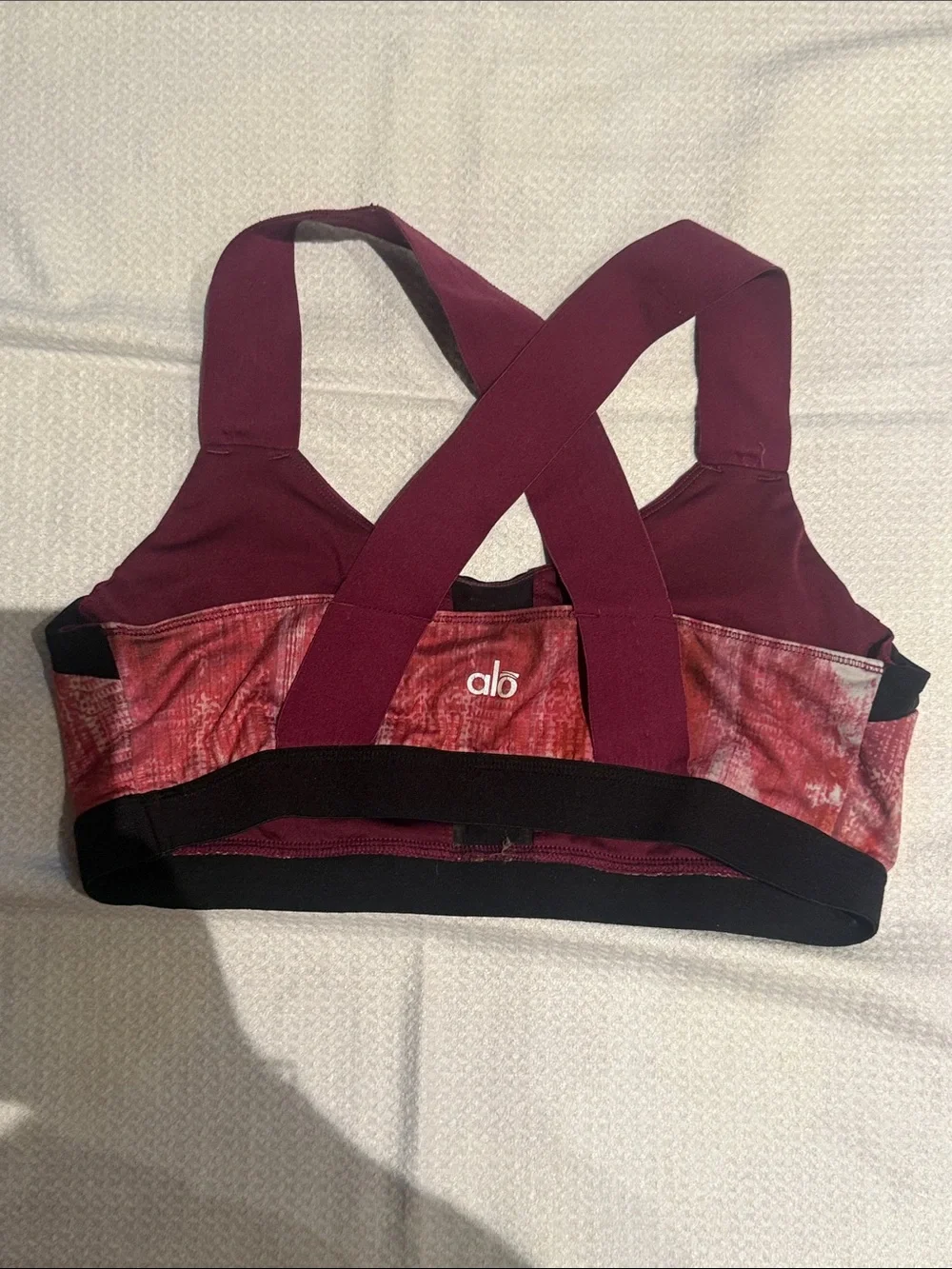 ALO Yoga Women's Maroon & Red Patterned Cross-Back Sports Bra
